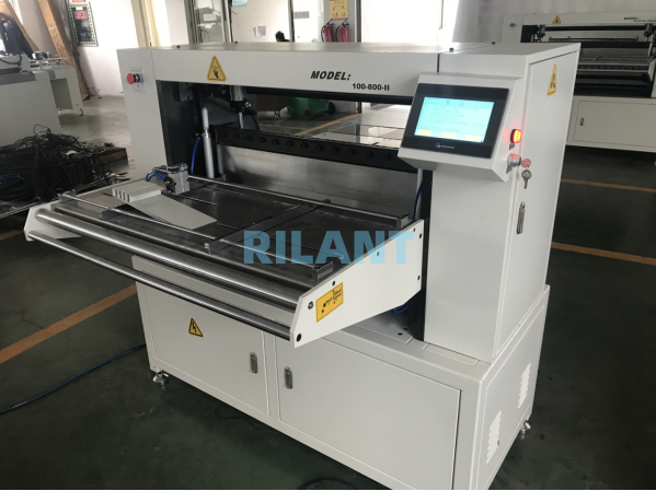 2. KNIFE PLEATING MACHINE RWZD-800-10-100-SD