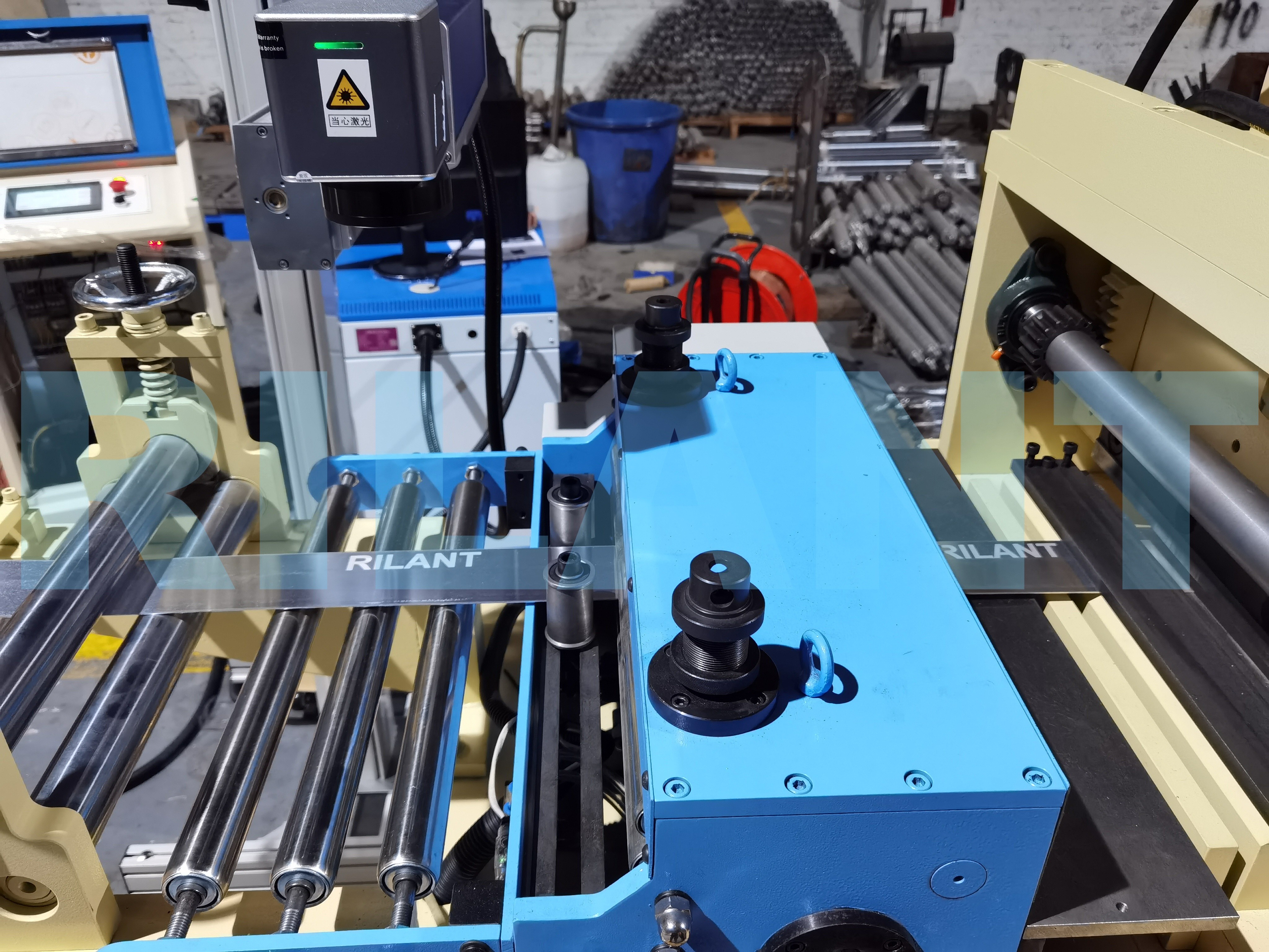 UNCOILER+STRAIGHTENER+FEEDER+LASER MARKING+CUTTING-5
