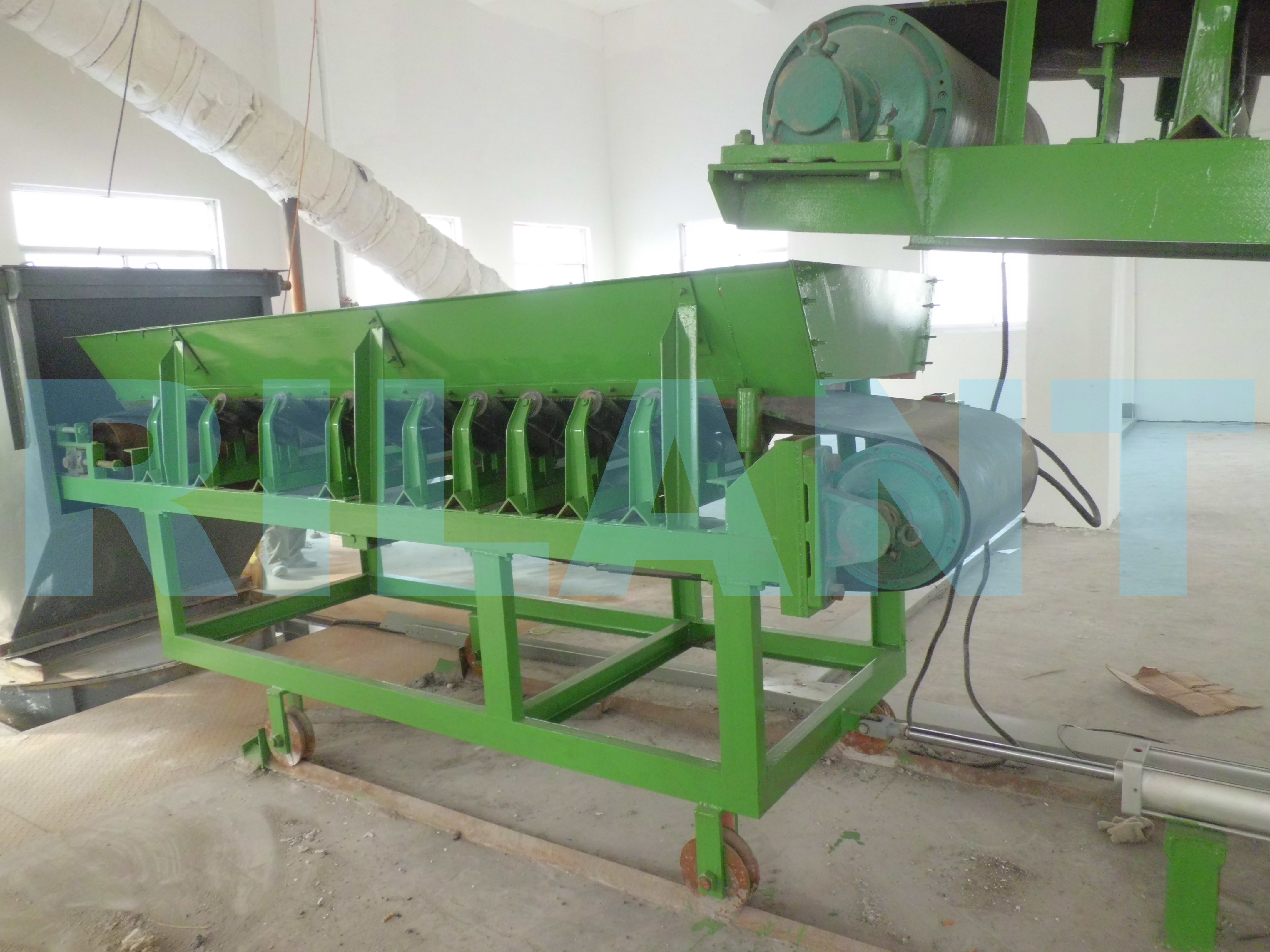 UP MOVING CONVEYOR-1