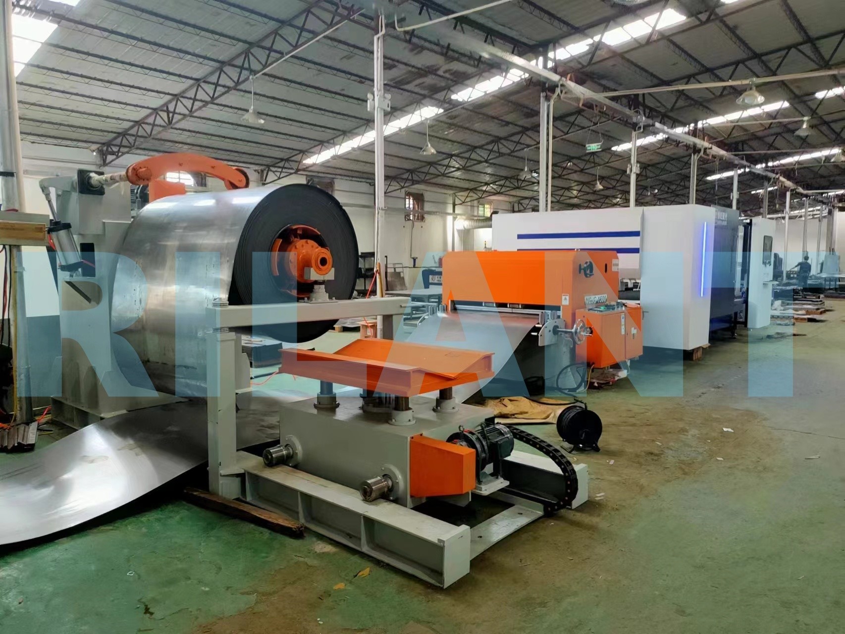 UNCOILER+FLATTENER FEEDER+LASER CUTTING-2
